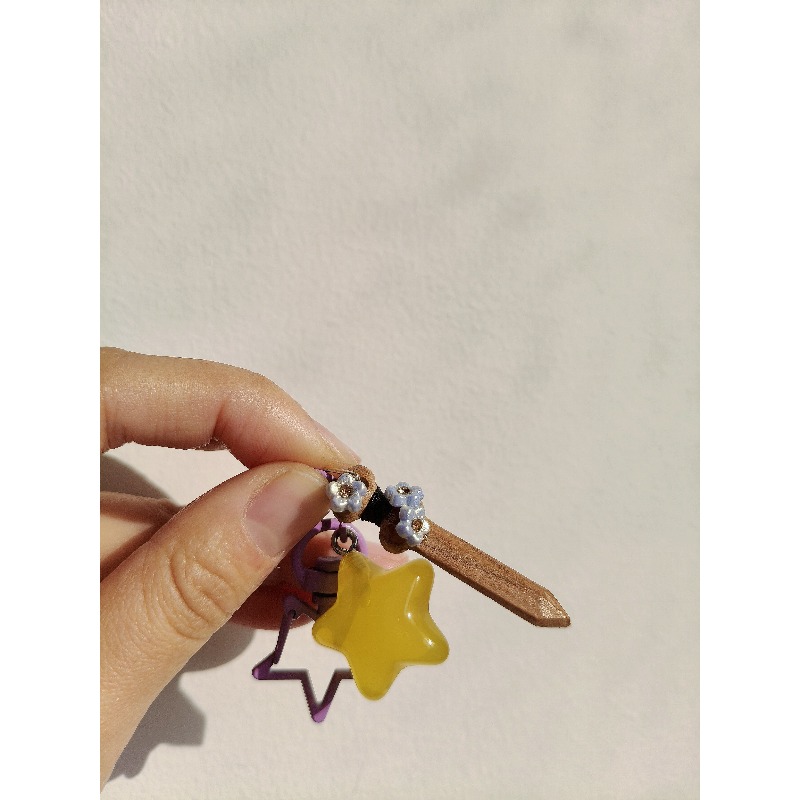 Handgemaakte Love and Deepspac - Phone Accessories Keychain recensie en prijs